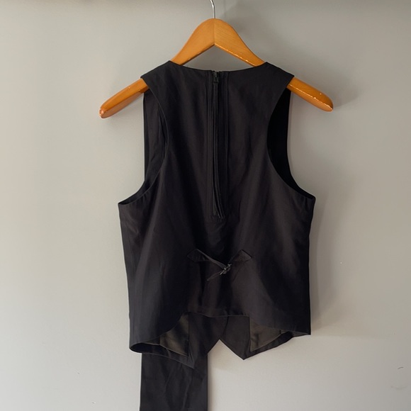 Armani Exchange black vest six M perfect condition - Picture 5 of 7